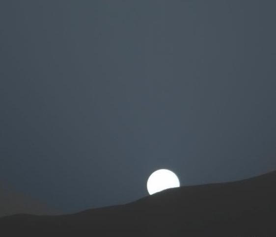 عکس ماه غروب