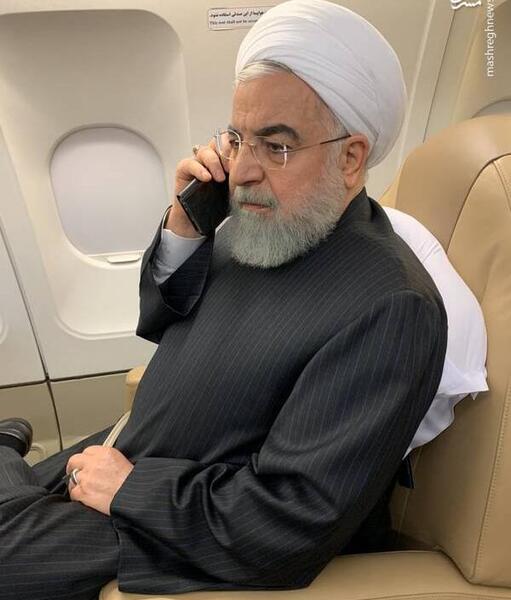 عکس روی صندلی