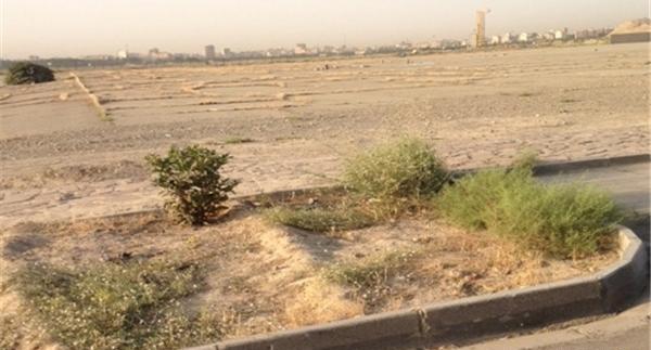 عکس زمین بایر