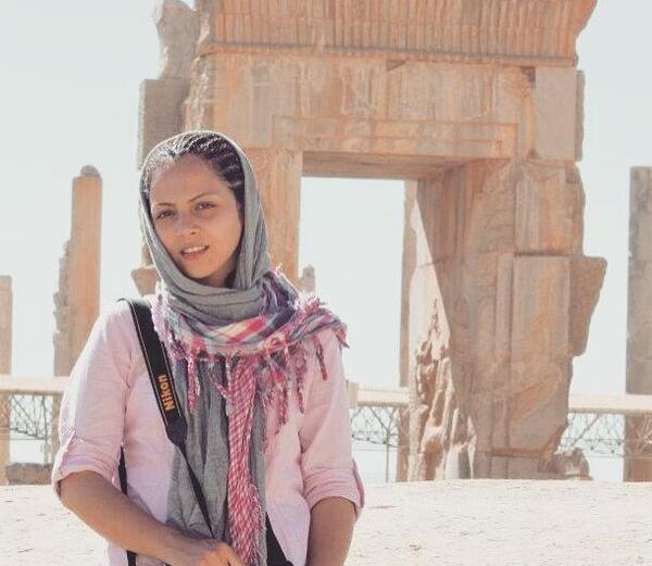 عکس چکامه چمن ماه در اینستاگرام