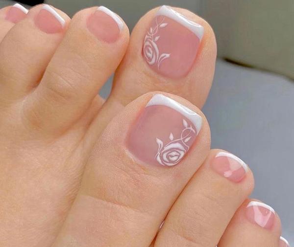 عکس مدل های فرنچ ناخن پا