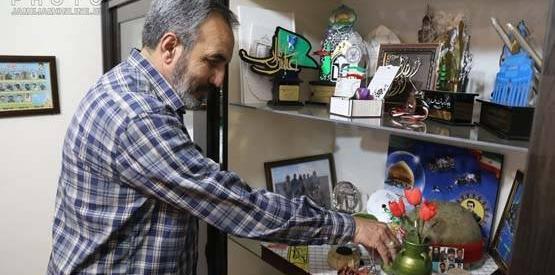 عکس حاج قاسم با چفیه بر سر