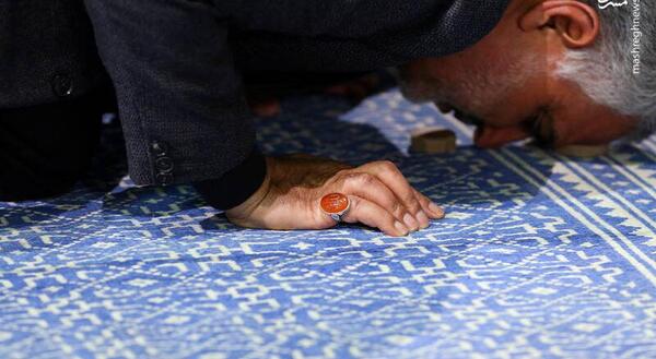 عکس خام خامنه ای