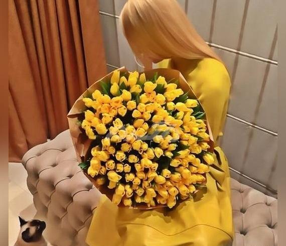 عکس پروف دختر جلو آینه