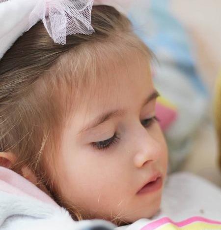 عکس نی نی دختر فیک
