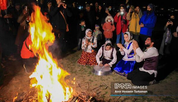 عکس مراسم چهارشنبه سوری