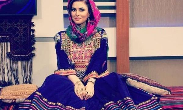 عکس دختر افغانی با لباس محلی