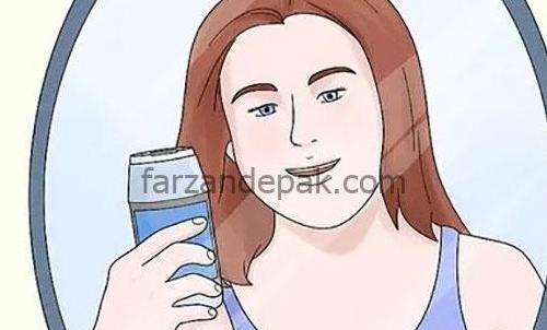 عکس دختر بچه جلوی آینه