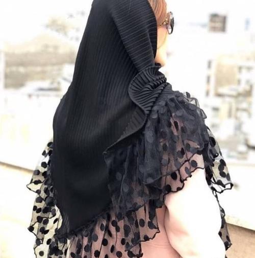 عکس روسری نخی مشکی قواره بزرگ