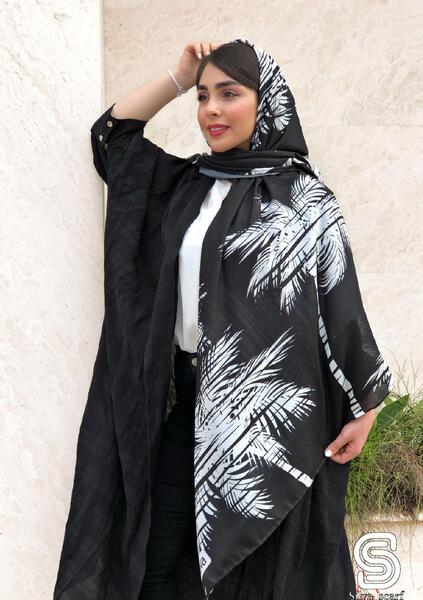 عکس روسری نخی مشکی قواره بزرگ
