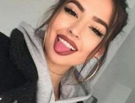 عکس دختر فیک سلفی