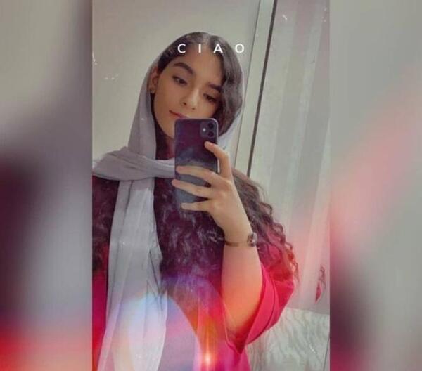 عکس دختر فیک سلفی