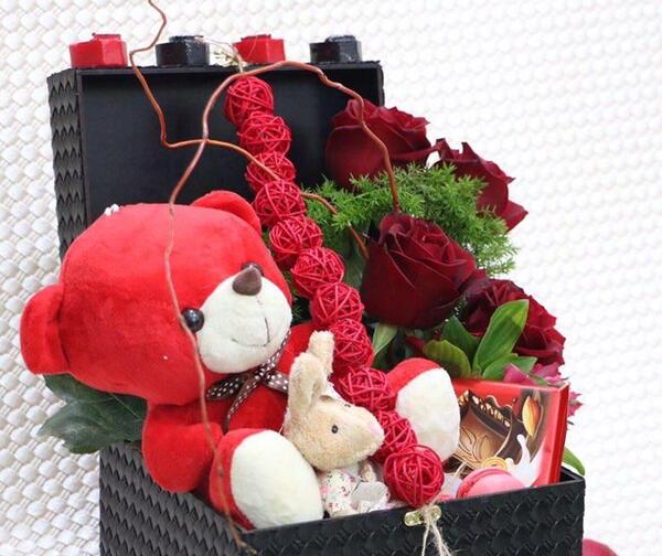 عکس کادو عاشقانه