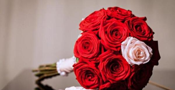 عکس دسته گل عروس خوشگل