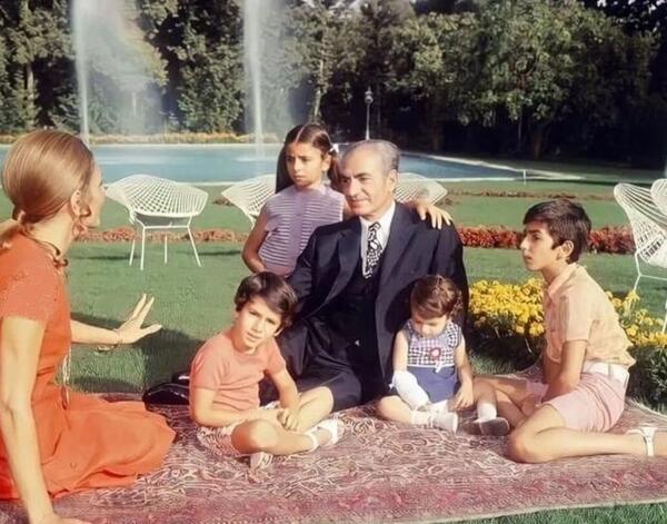عکس بچه شاه