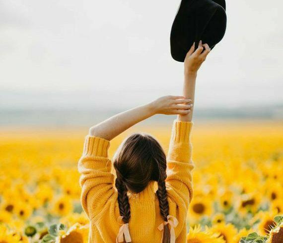 عکس کیوت دخترونه زرد