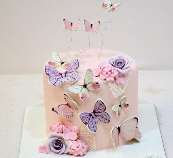 عکس کیک تولد دخترانه پروانه ای
