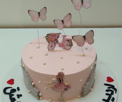 عکس کیک تولد دخترانه پروانه ای