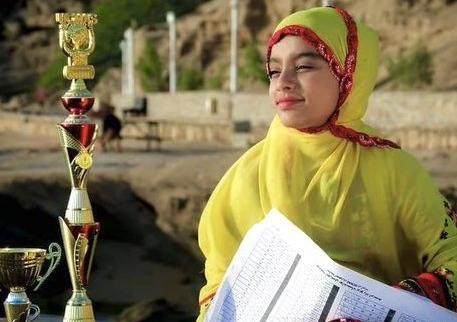 عکس دختر بلوچ با چادر
