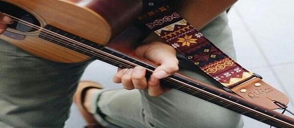 عکس پسرانه گیتار