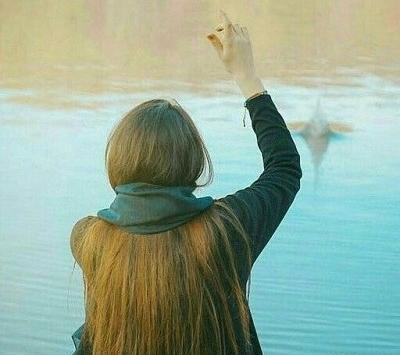 عکس دختر ایرانی پشت به دوربین برای پروفایل