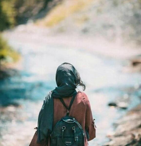 عکس دختر ایرانی پشت به دوربین برای پروفایل