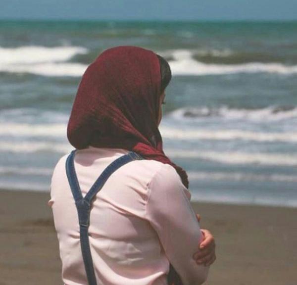 عکس دختر زیبا کنار دریا