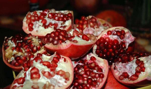 عکس از سفره ی یلدا