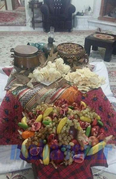 عکس از سفره ی یلدا