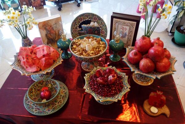 عکس از سفره ی یلدا