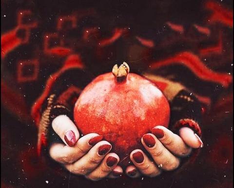عکس شب یلدا انار