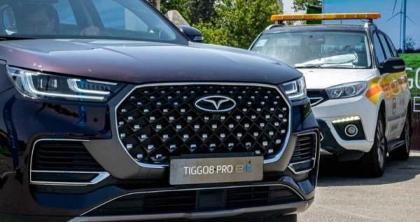 عکس ماشین fownix tiggo8pro