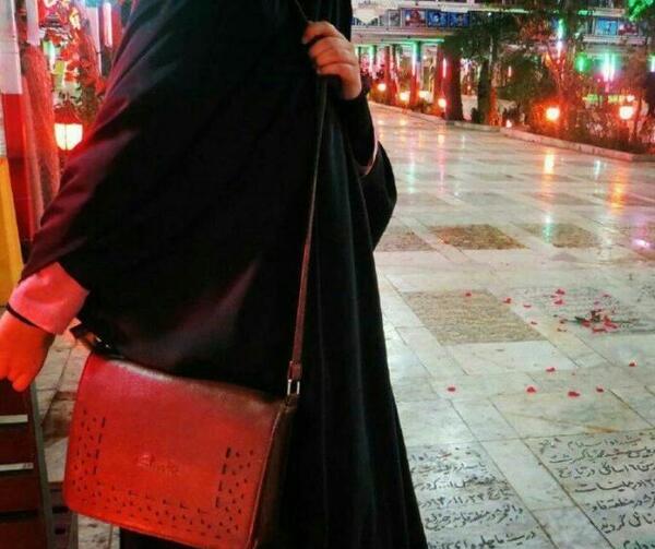 عکس دختر با حجاب در کربلا