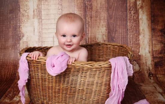 عکس نوزاد دختر اتلیه