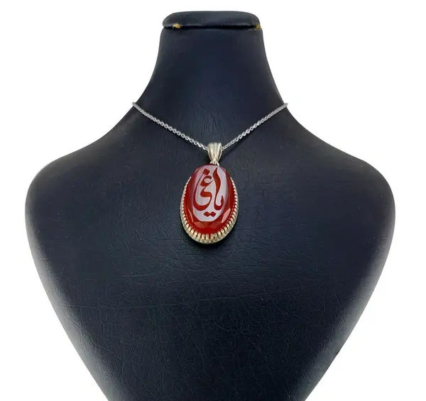 عکس گردنبند جاوید