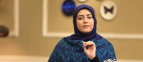 عکس مجری آشپزی با مامان