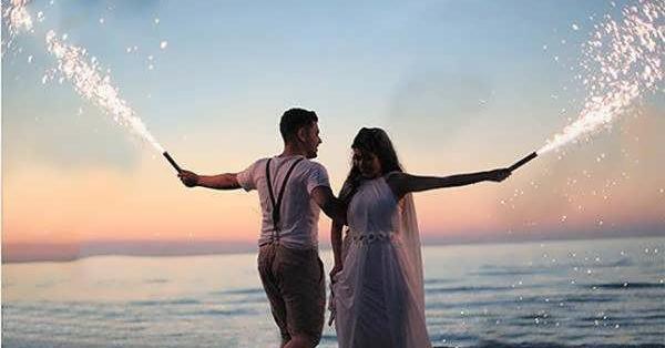 ایده عکس تولد با فشفشه