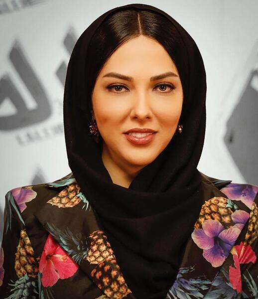 عکس زن علیخانی
