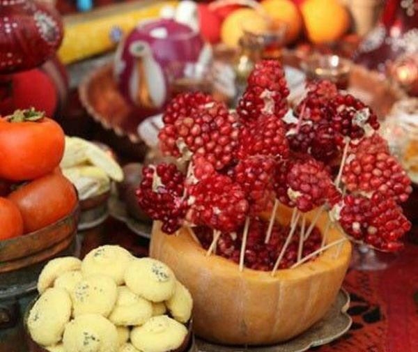 عکس میز شب یلدا شیک