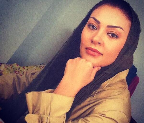 عکس زیبا بروفه بی حجاب