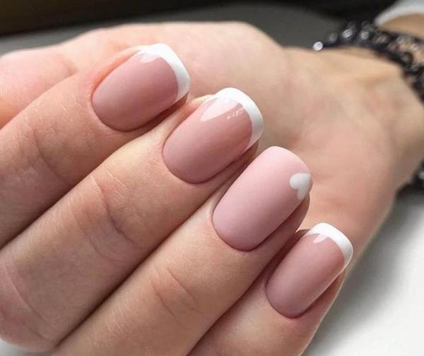 عکس ژلیش ناخن فرنچ