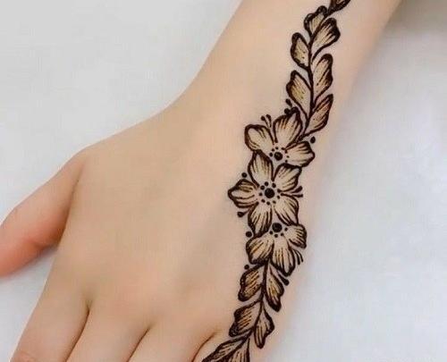 عکس حنا روی دست قشنگ