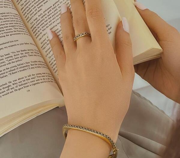 عکس سیاه طلای