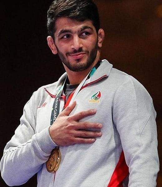 عکس سیاه سفید حسن یزدانی