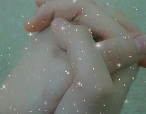 عکس دست دونفره رفیق دخترونه