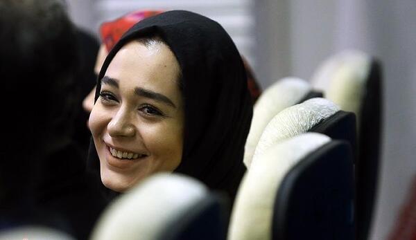 عکس های سانیا سالاری در پشت صحنه دلدادگان
