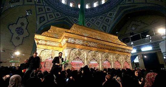 عکس ضریح چوبی