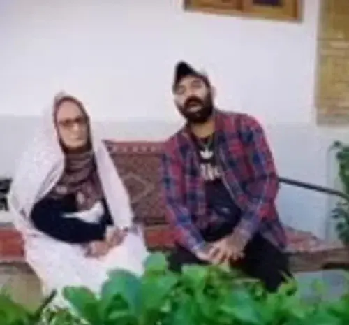 عکس پیمان ادیداس و مادرش