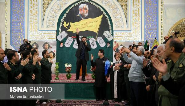 عکس شهید سلیمانی در حرم