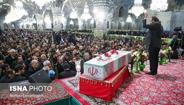 عکس شهید سلیمانی در حرم